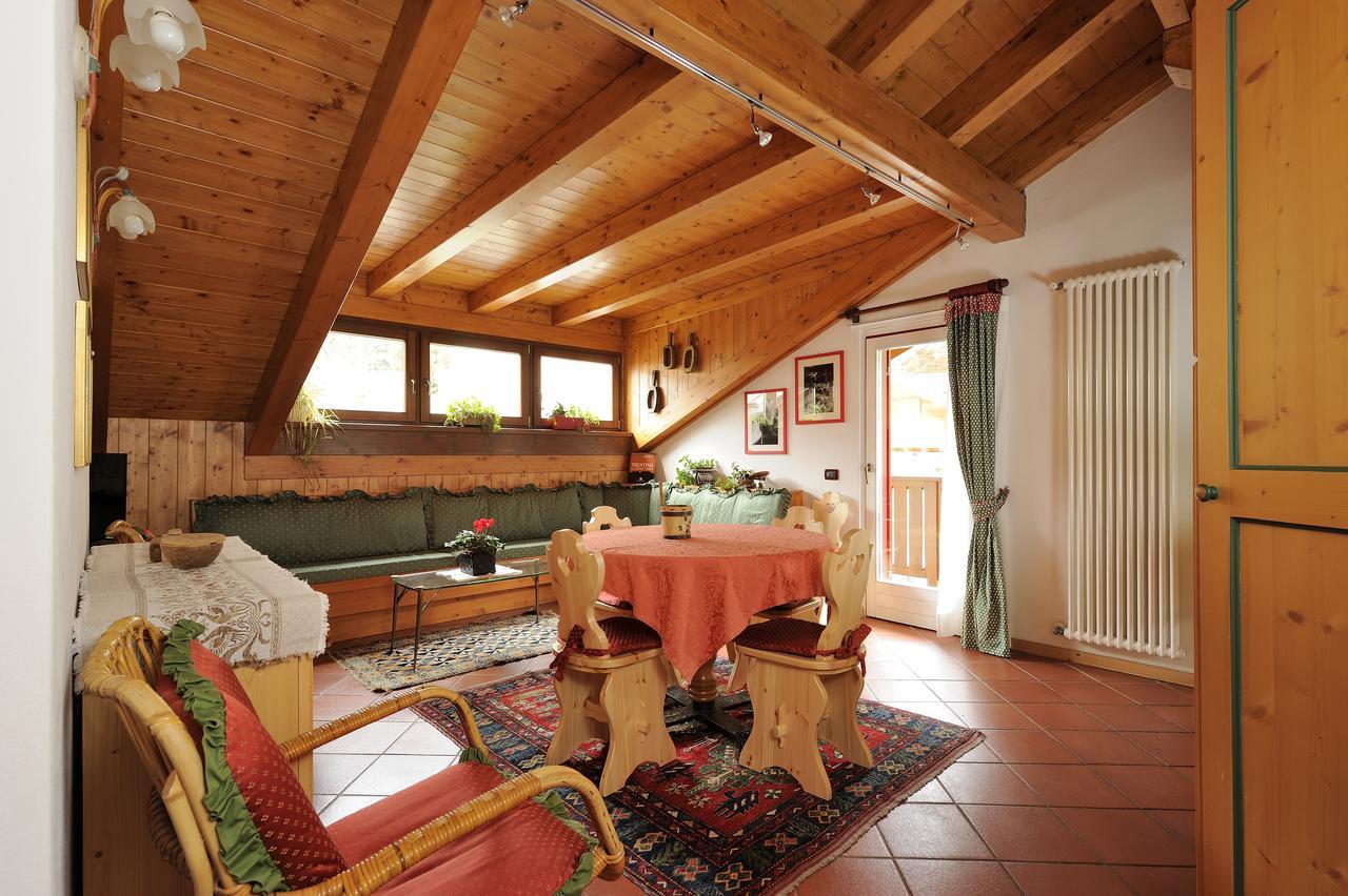 Madonna Chalet Dei Piniアパートホテル エクステリア 写真